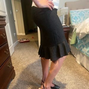 Size 4 black ruffled skirt